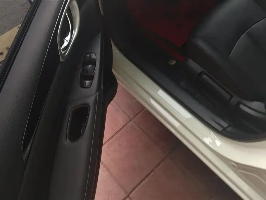 Sylphy Facelift Classic 1.6 XL CVT Luxury