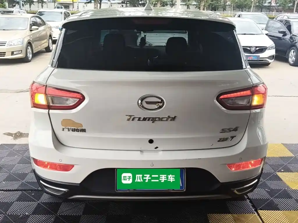 GAC Trumpchi GS4 200 T Manual 2 WD Comfort