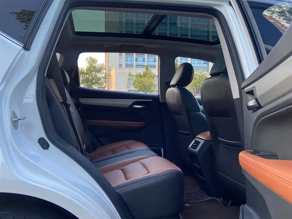 Vision X6 1.4 T CVT Asian Games