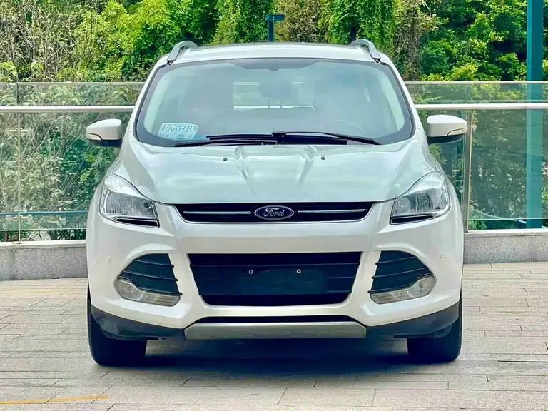 Ford Kuga 1.6 L GTDi 2 WD Comfort