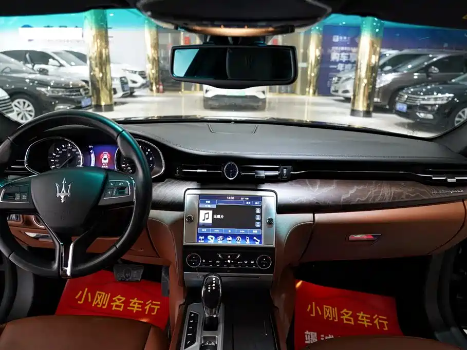 Quattroporte 3.0 T Standard