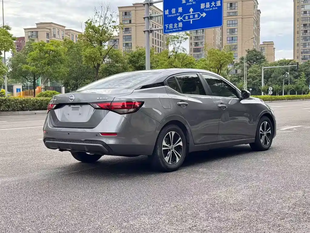 Sylphy 1.6 L XL CVT Smart Enjoyment