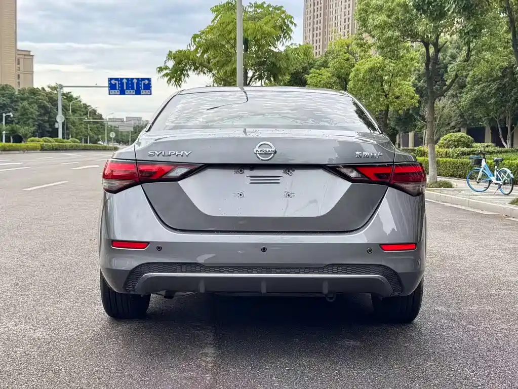 Sylphy 1.6 L XL CVT Smart Enjoyment