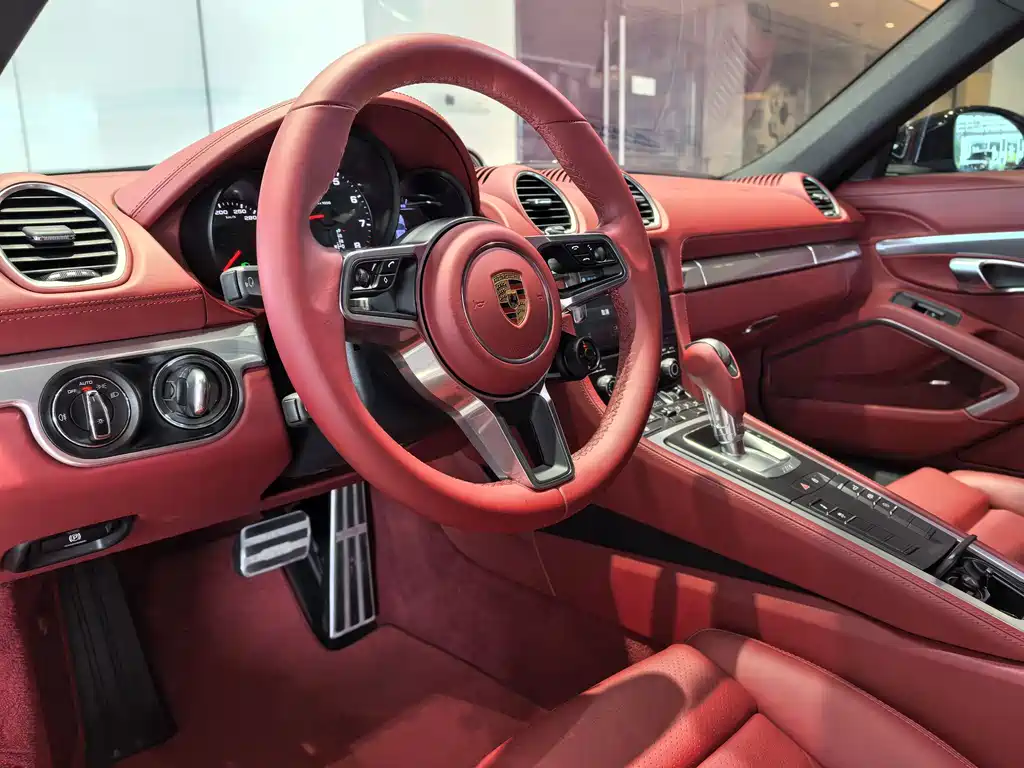 Porsche 718 Cayman 2.0 T