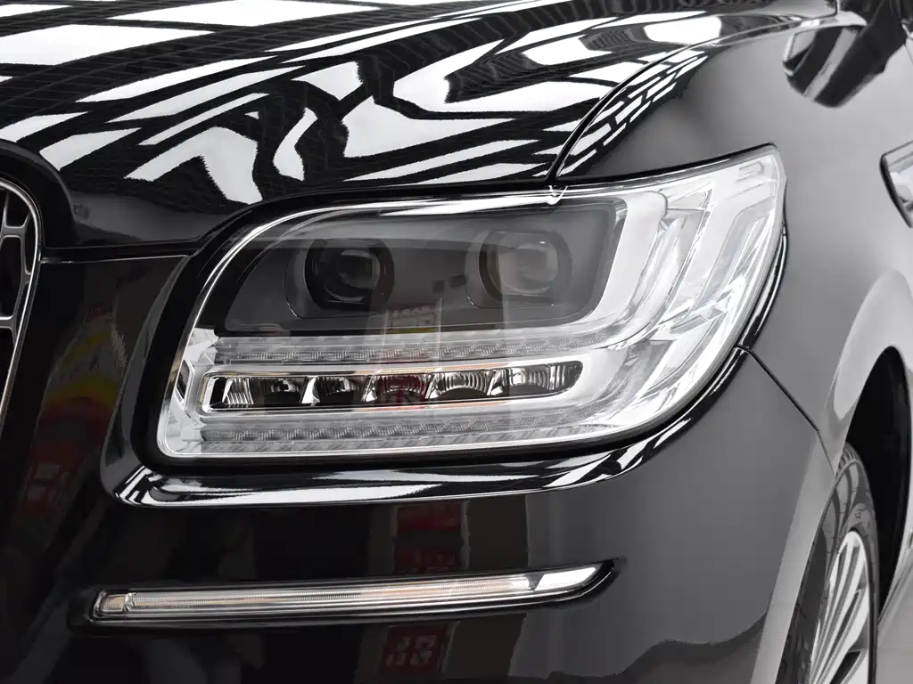 Navigator 3.5 T Honor Shine