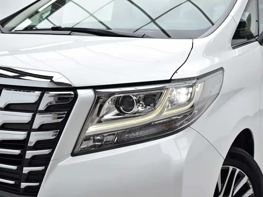 Alphard 3.5 L Distinguished