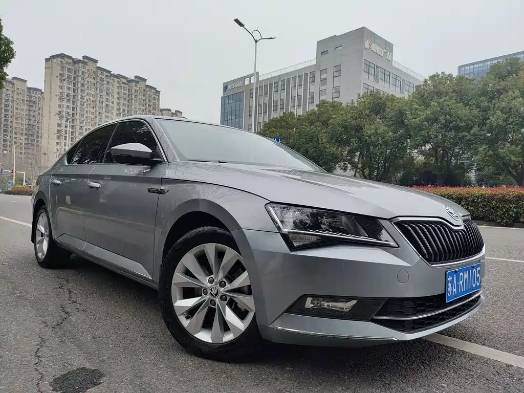 Superb 速派 2018款 TSI330 DSG舒适版 国VI