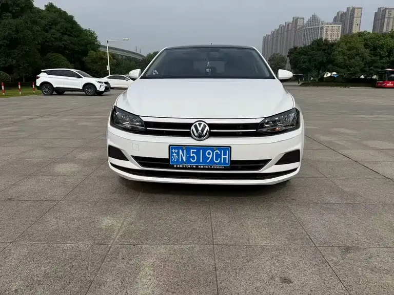 Volkswagen Polo Plus 1.5 L Auto Panoramic Pleasure