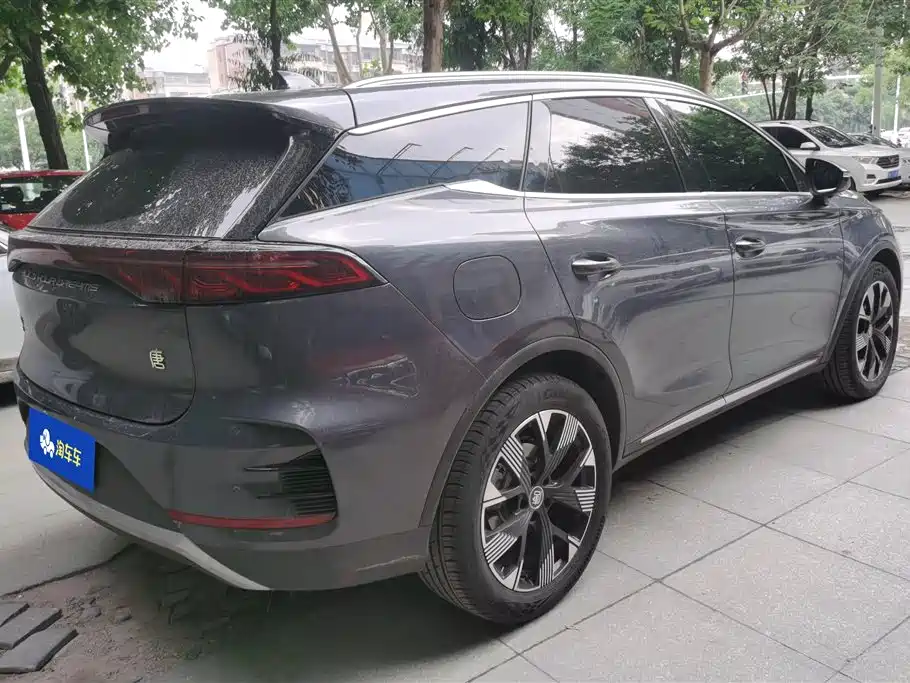 Tang NEV DM-i Glory 112 KM Flagship