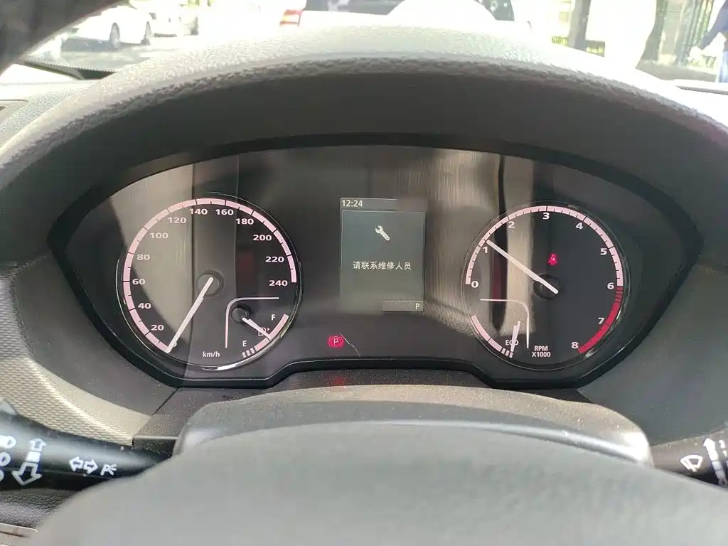 Qoros 5 观致5 2016款 1.6 T 自动豪华型