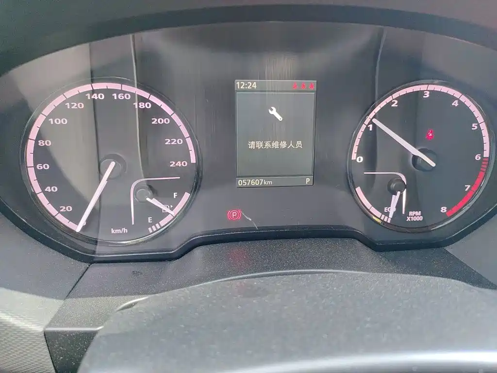 Qoros 5 观致5 2016款 1.6 T 自动豪华型