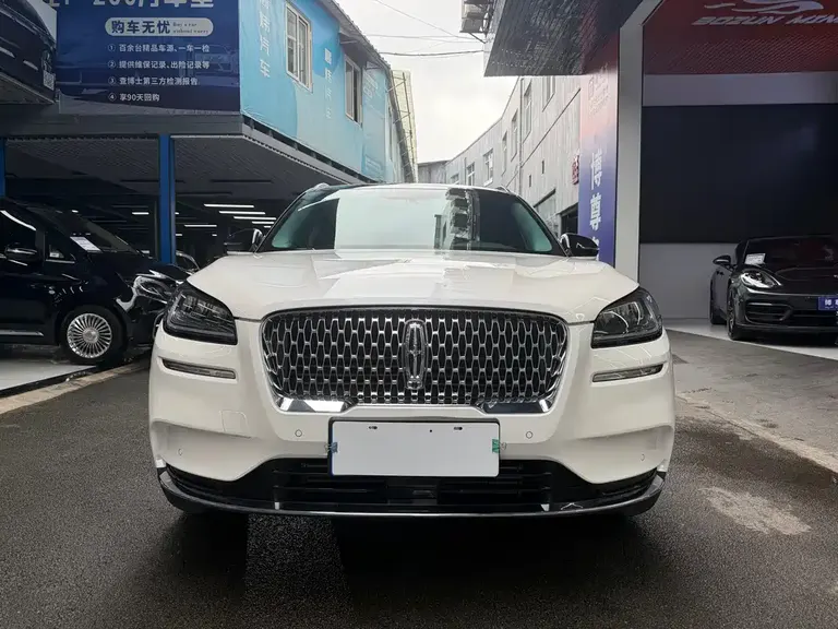 Lincoln Corsair 2.0 T 2 WD Graceful