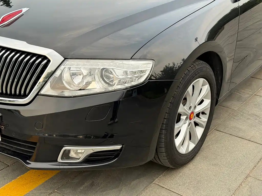 Hongqi H7 2.0 T Luxury