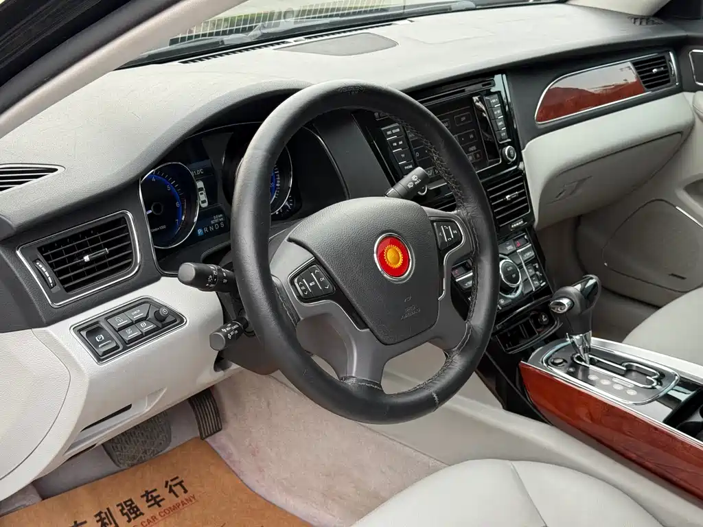 Hongqi H7 2.0 T Luxury