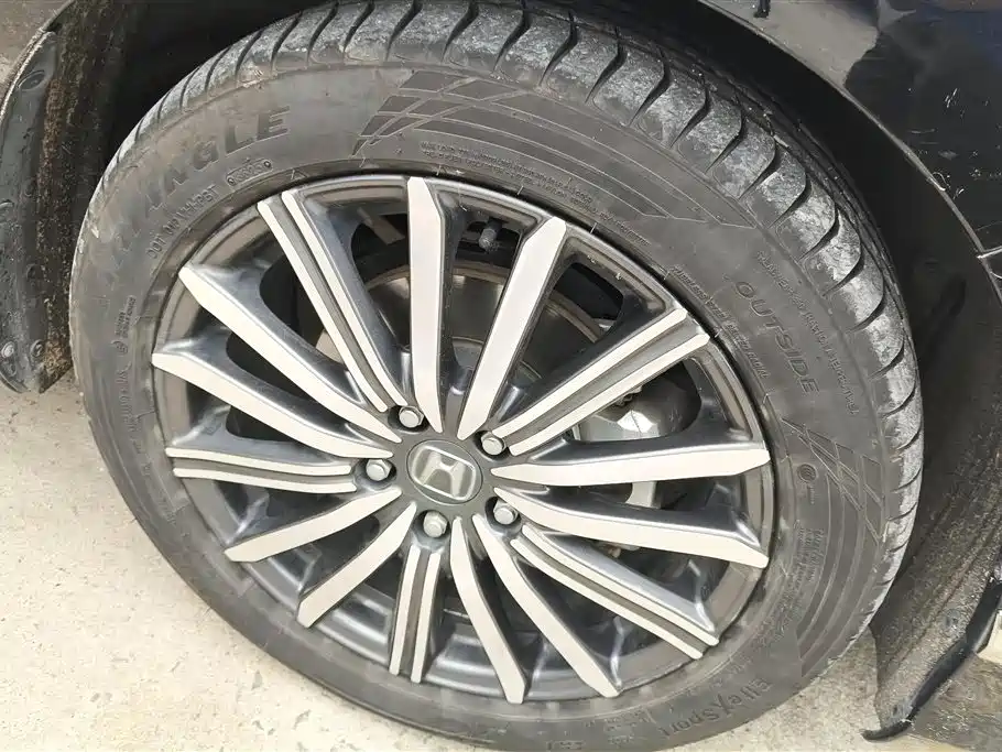 Elysion 2.0 L e:HEV Luxury