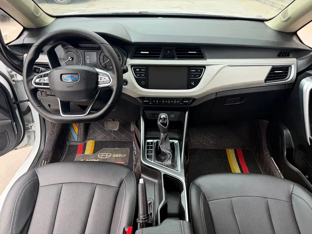 Vision X3 1.5 L CVT Distinguished
