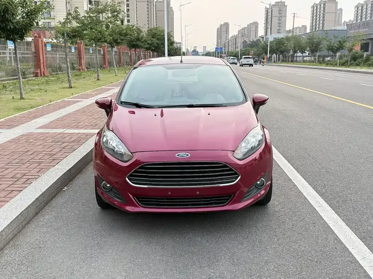 Ford Fiesta Hatchback 1.5 L Auto Fashion