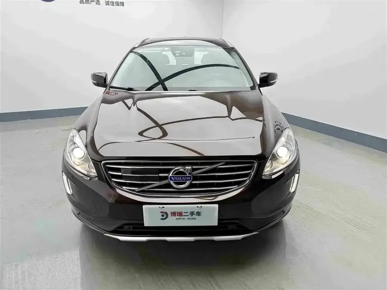 Volvo XC60 T5 AWD Smart Vision Upgraded