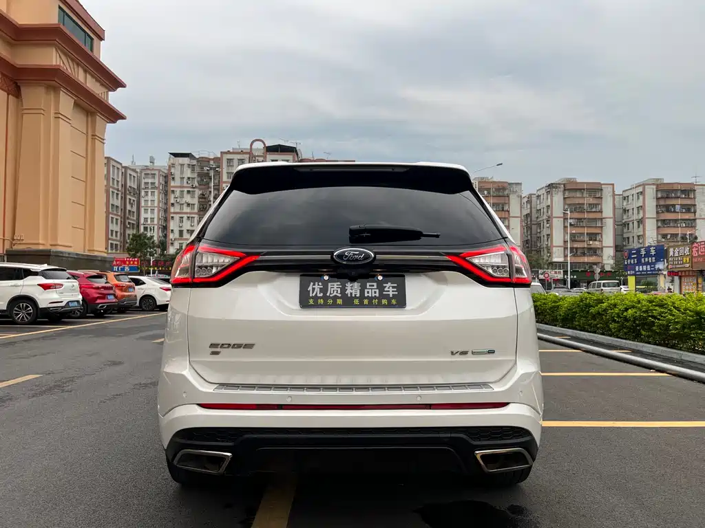 Edge EcoBoost 330 V6 4 WD Sport 7-seat