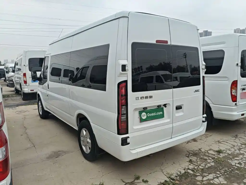JMC Fushun 江铃福顺 2023款 2.0 T 手动中轴中顶商务型9座 （非营运）