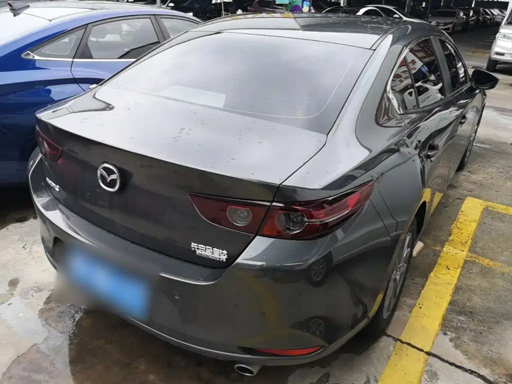Mazda 3 Axela 1.5 L Auto Quality Beauty
