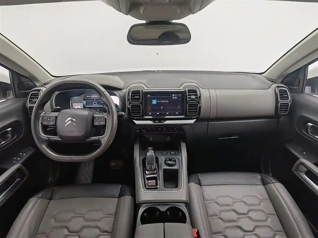 C5 Aircross 380 THP Luxury