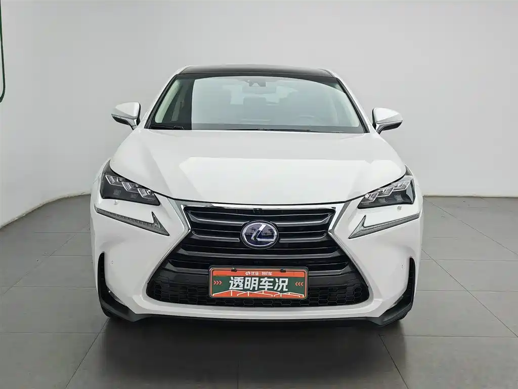 Lexus NX 300 h AWD Sharp Premium