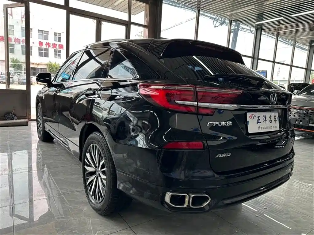 Avancier 370 TURBO 4 WD Premium Two-tone