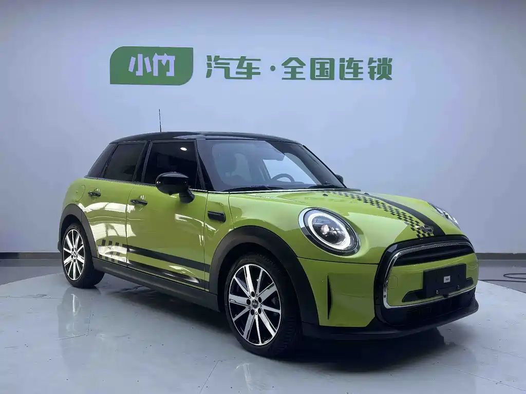 MINI Facelift 1.5 T COOPER Artist 5-door