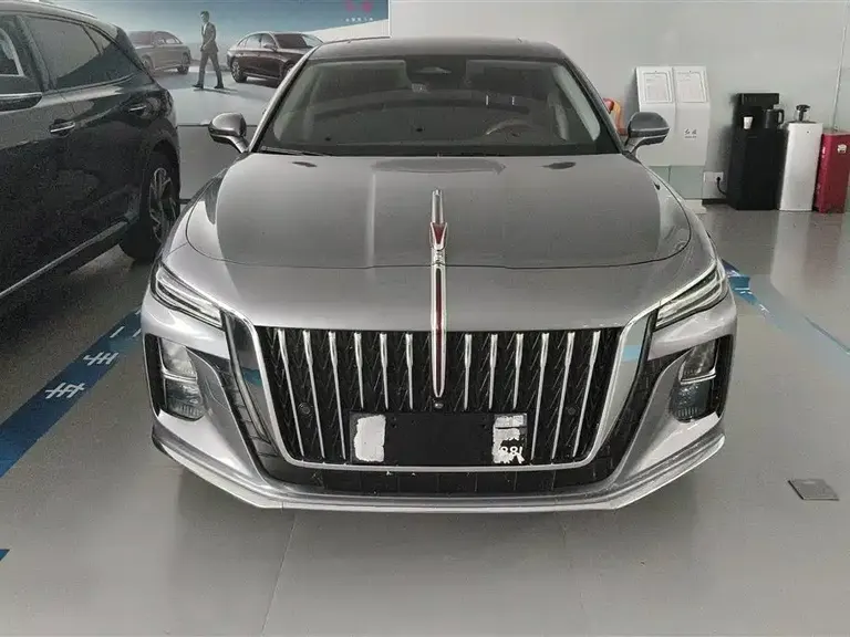 Hongqi H5 2.0 T Auto Connected Flagship Enjoyment