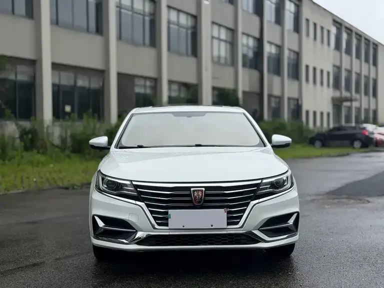 Roewe i6 Classic PLUS 1.6 L CVT 4 G Connected Flagship Bravo