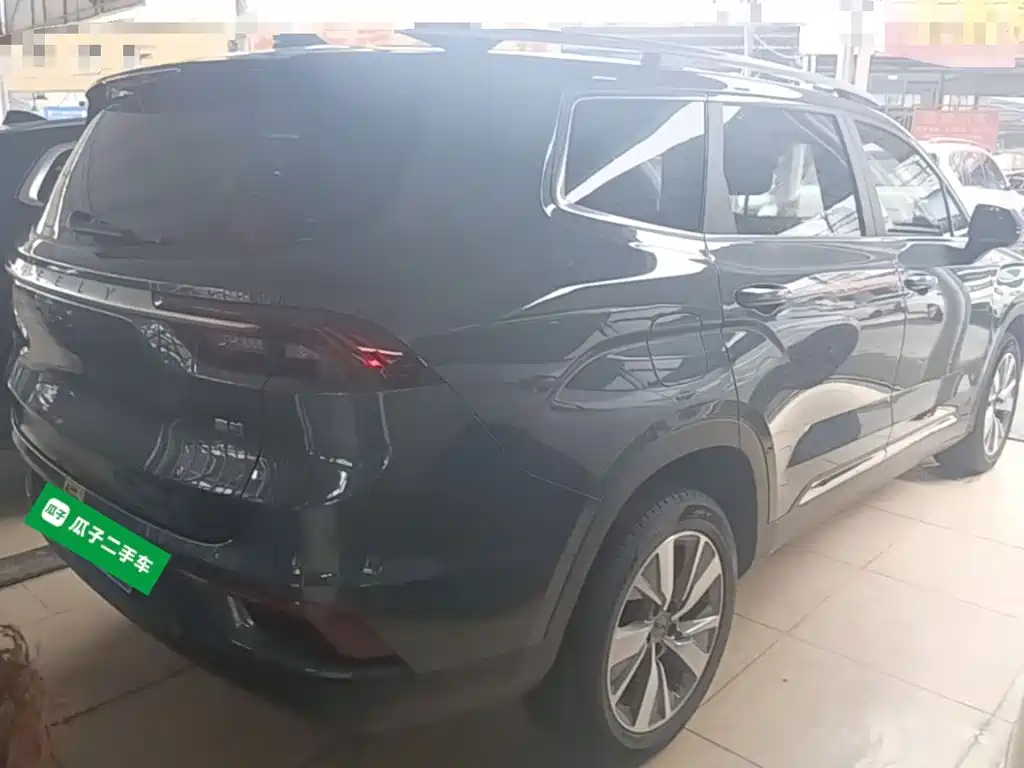 Haoyue 1.8 TD DCT Luxury 7-seat