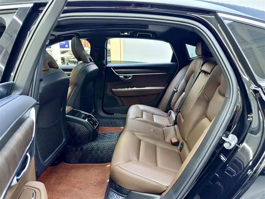 Volvo S90 B5 Smart Vision Luxury