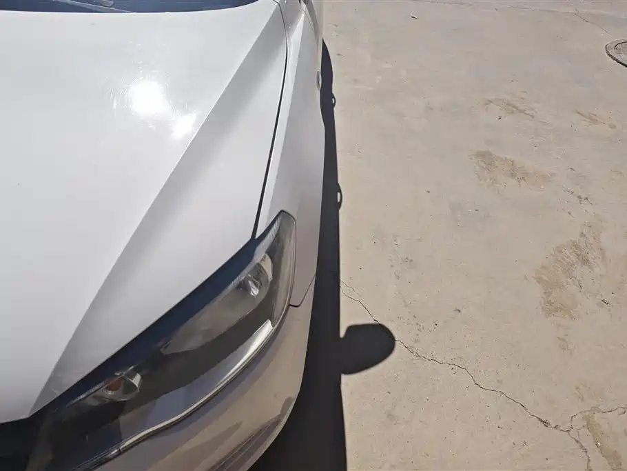 Jetta 1.6 L Manual Fashion