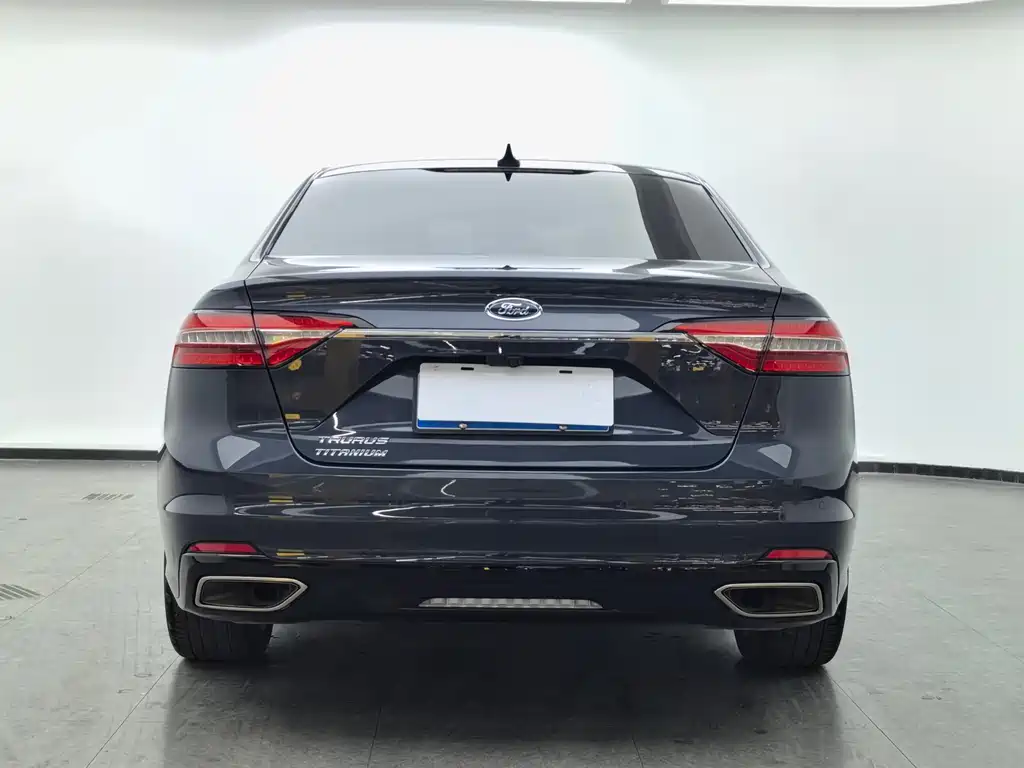Taurus EcoBoost 245 Premium