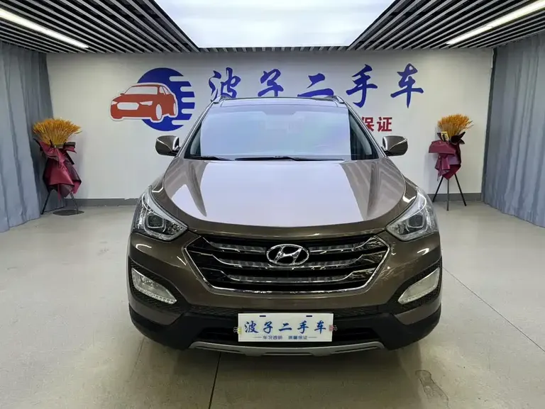 Hyundai Santa Fe 2.4 L Auto 2 WD Intelligent 5-seat