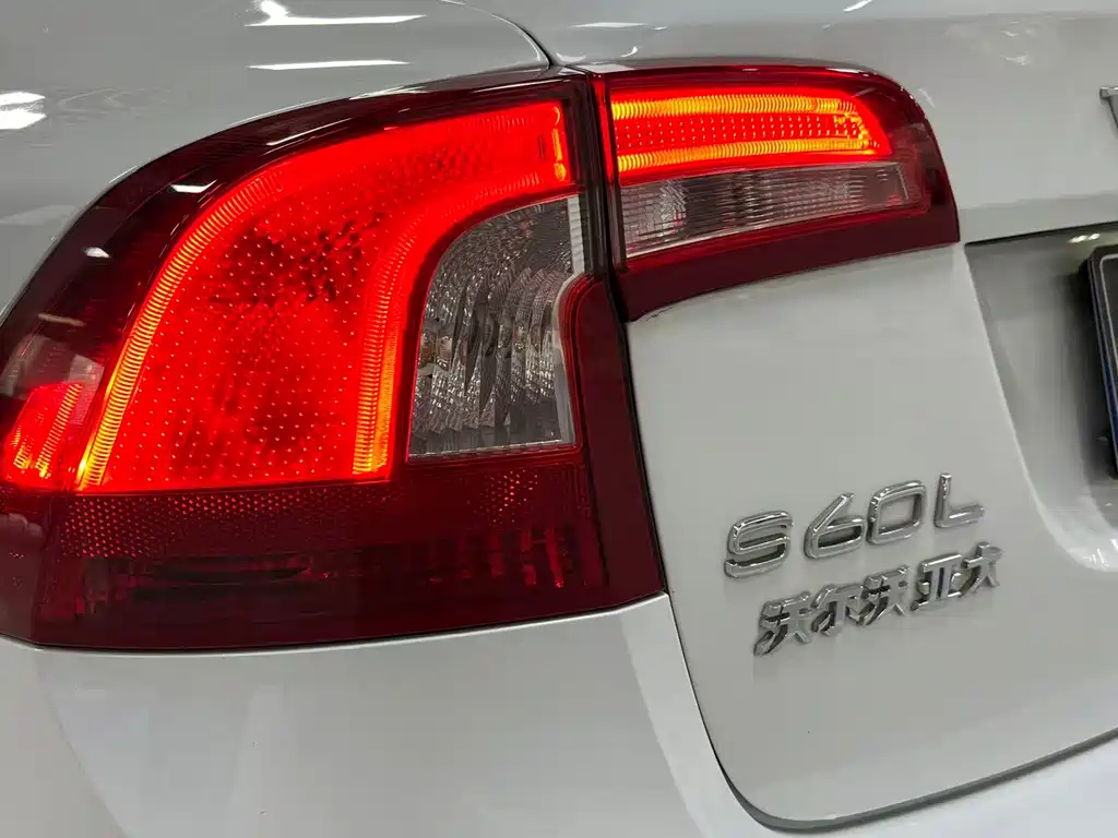 Volvo S60 S60 L T4 Smart Vision
