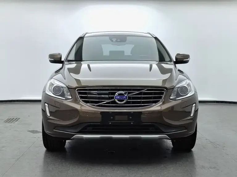 Volvo XC60 T5 AWD Smart Vision Upgraded