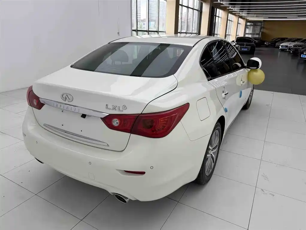 Infiniti Q50 L 2.0 T Joy