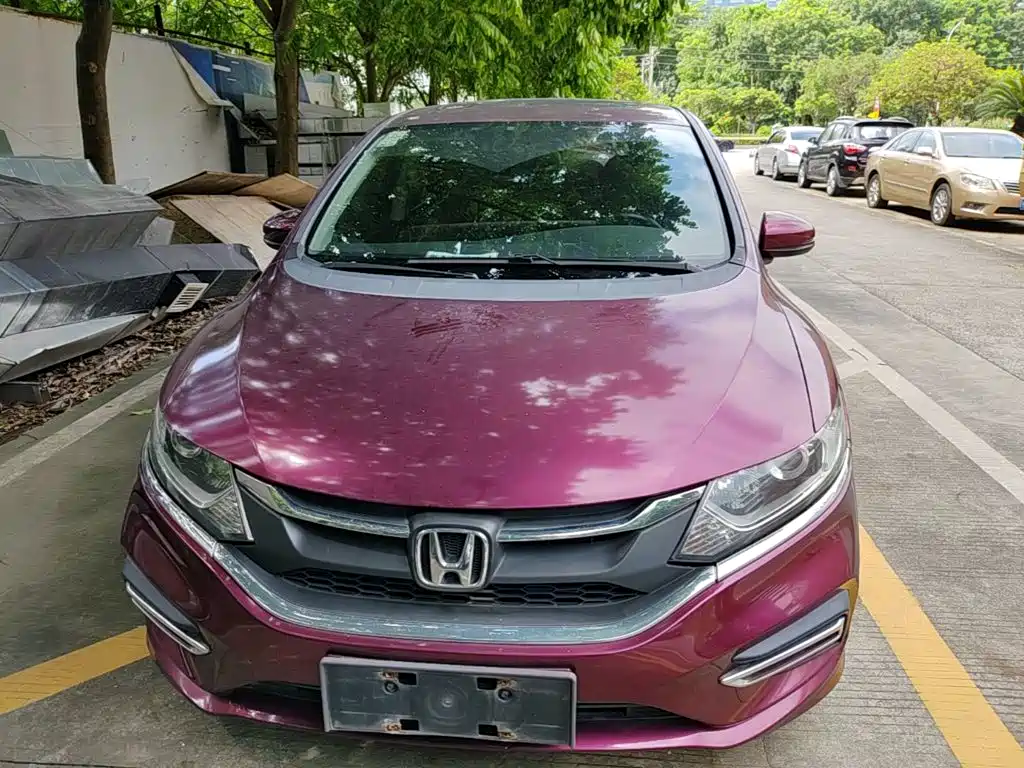 Jade 1.8 L Auto Comfort 5-seat