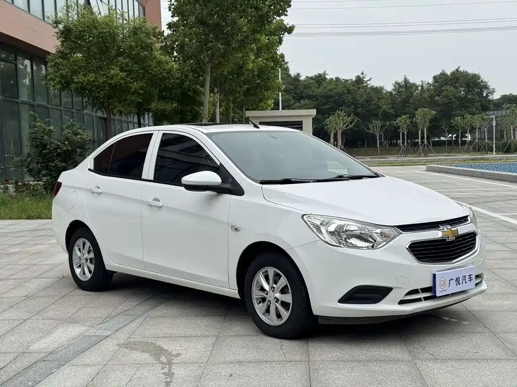 Sail Sail 3 1.3 L Manual Comfort Sunroof