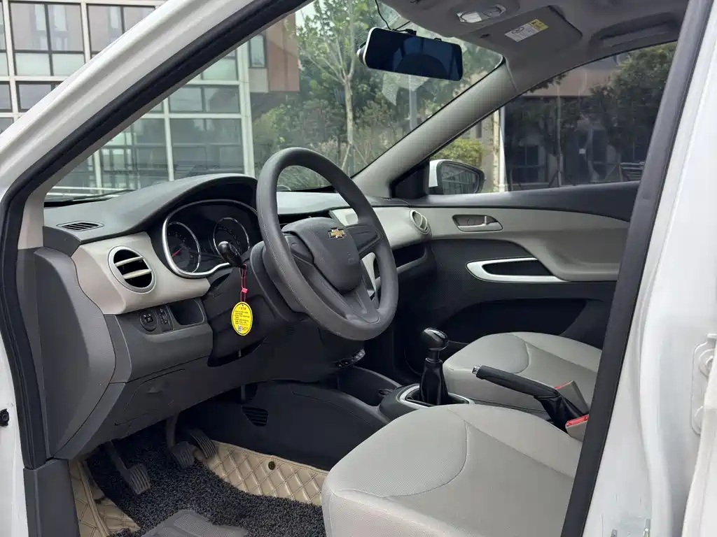 Sail Sail 3 1.3 L Manual Comfort Sunroof