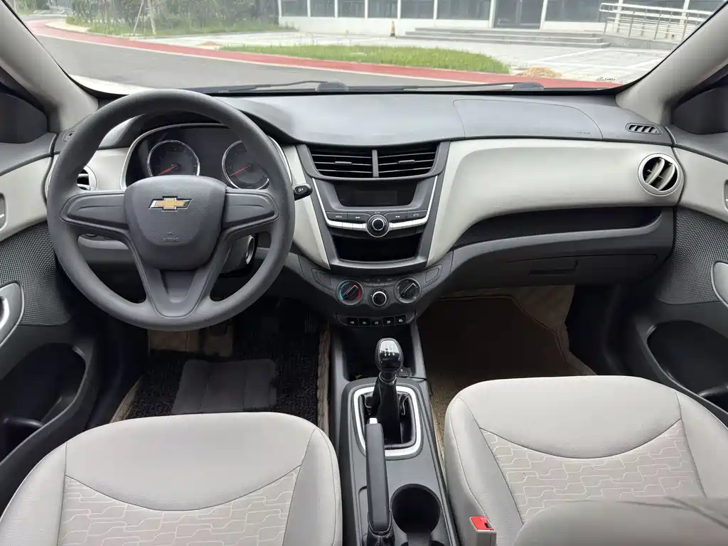 Sail Sail 3 1.3 L Manual Comfort Sunroof