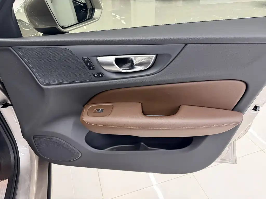 Volvo S60 B4 Smart Vision Luxury