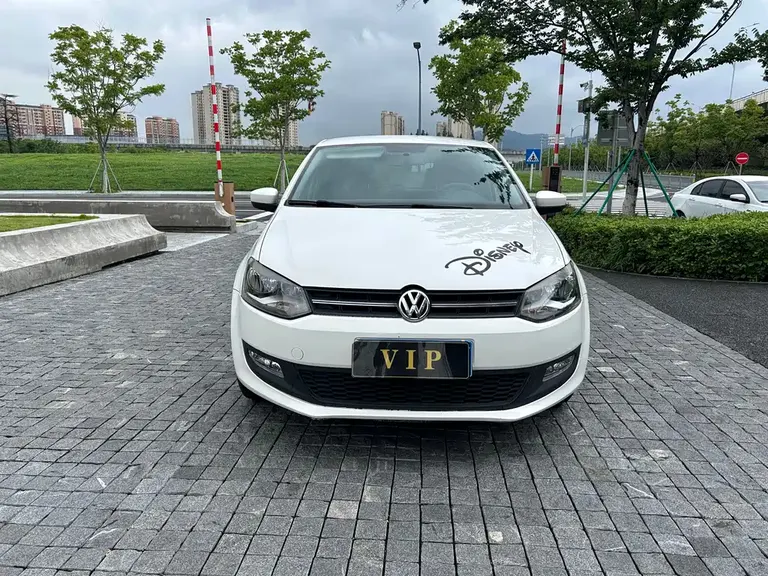 Volkswagen Polo 1.4 L Auto Comfort