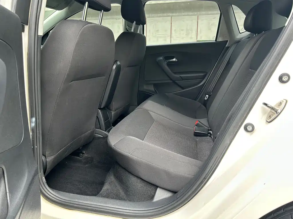 Polo 1.4 L Auto Comfort