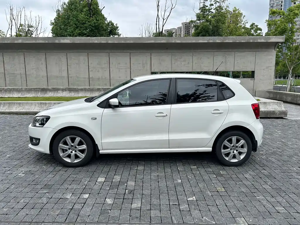 Polo 1.4 L Auto Comfort