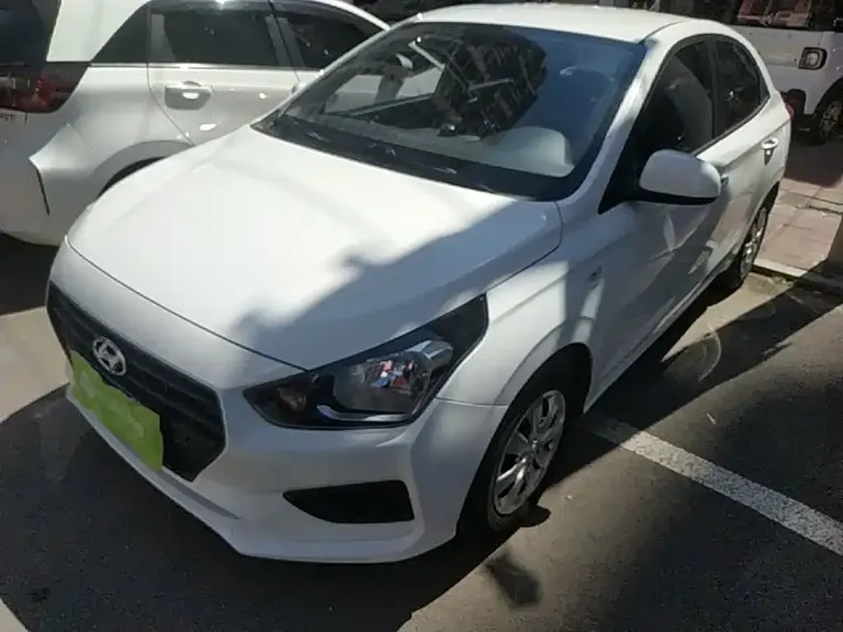 Hyundai Accent 1.4 L Manual GL Refreshed