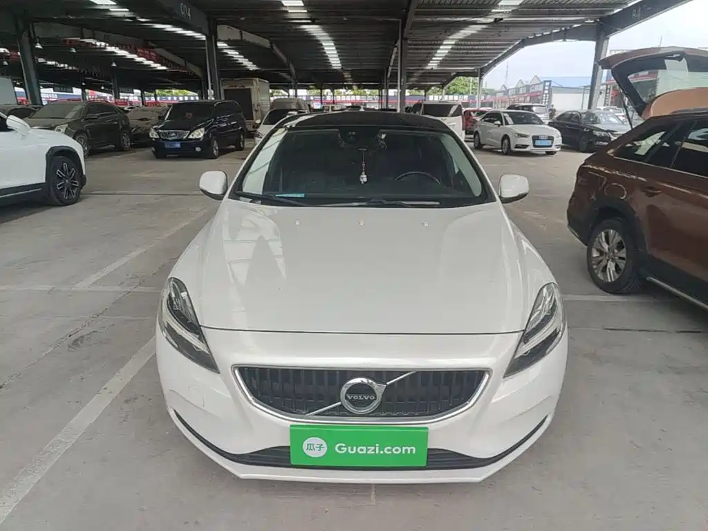 Volvo V40 T3 Smart Ease