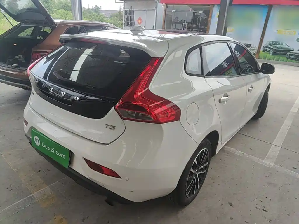 Volvo V40 T3 Smart Ease